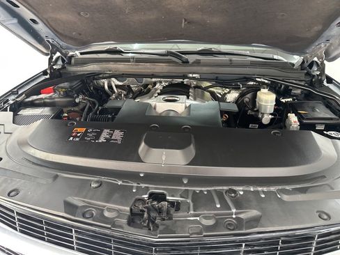 Used 2016 Cadillac Escalade Luxury image 33