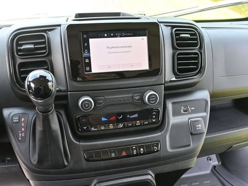 Used 2025 RAM ProMaster 2500 w/ Safety Group FWD image 23