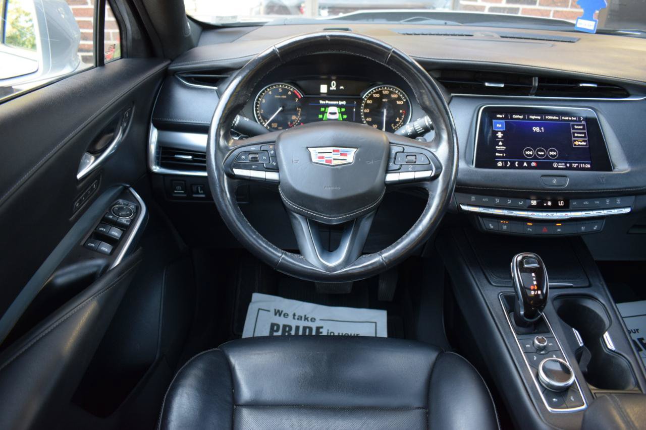 Used 2021 Cadillac XT4 Premium Luxury AWD/4WD image 18