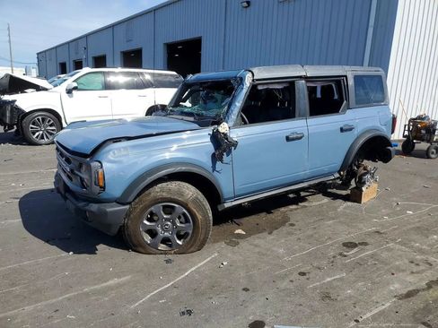 Used 2024 Ford Bronco Big Bend AWD/4WD image 2