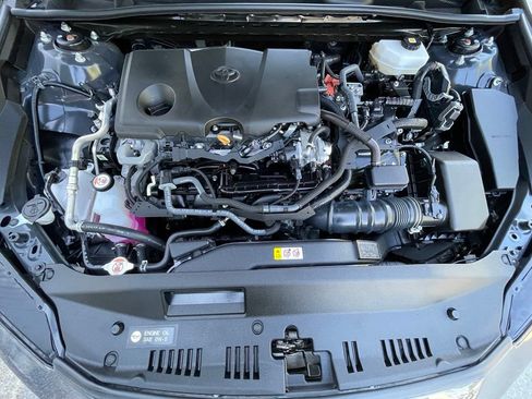 Used 2025 Toyota Camry LE FWD image 32