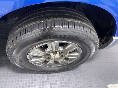 Used 2011 Ford F150 XLT w/ XLT Chrome Pkg image 26