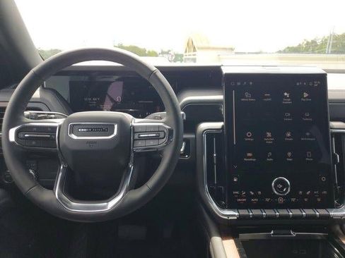 New 2026 GMC Yukon XL Denali w/ Sun & Power Step Package RWD image 15