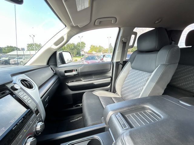 Used 2019 Toyota Tundra SR5 w/ Convenience Package AWD/4WD image 44