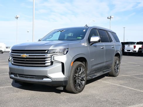 Used 2024 Chevrolet Tahoe High Country w/ Advanced Technology Package image 7