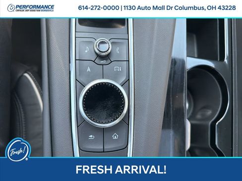 Used 2024 Cadillac Escalade Sport AWD/4WD image 23