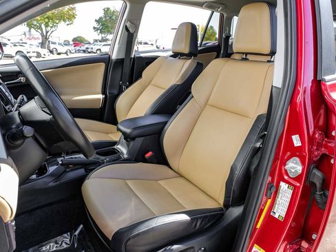 Used 2018 Toyota RAV4 Limited image 32