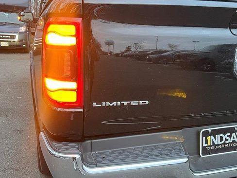 Certified 2023 RAM 1500 Limited w/ Cold Weather Group image 9