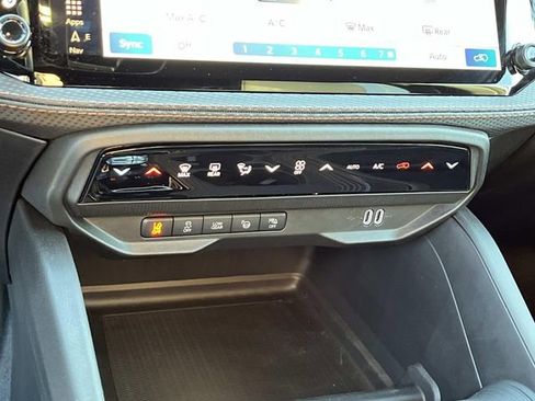 New 2026 Jeep Cherokee Overland AWD/4WD image 26