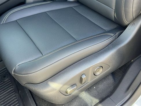 New 2026 Chevrolet Traverse LT w/ Midnight/Sport Edition image 18