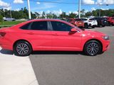 Used 2021 Volkswagen Jetta SE w/ SE Cold Weather Package image 4