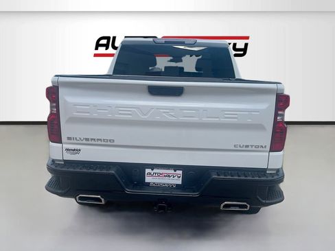 Used 2025 Chevrolet Silverado 1500 Custom Trail Boss AWD/4WD image 6