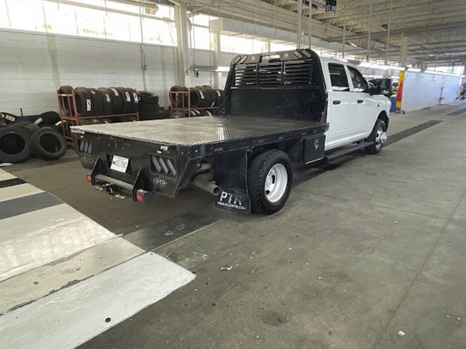 Used 2023 RAM 3500 Tradesman w/ Max Tow Package AWD/4WD image 10