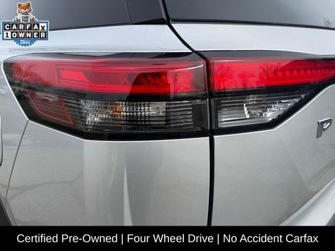 Certified 2025 Nissan Pathfinder SV AWD/4WD image 21