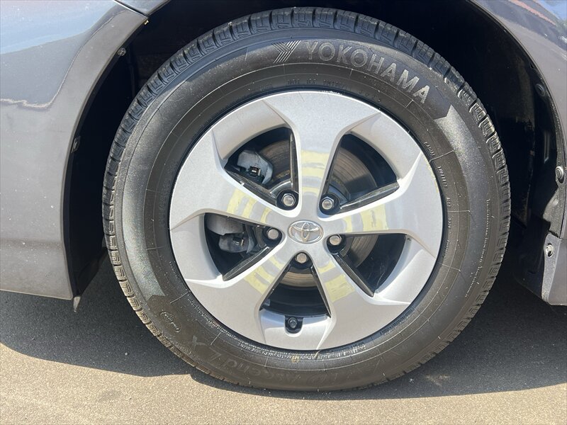 Used 2015 Toyota Prius Two FWD image 6