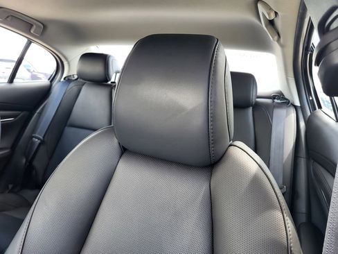 Used 2024 MAZDA MAZDA3 2.5 Turbo Sedan w/Premium Plus image 17