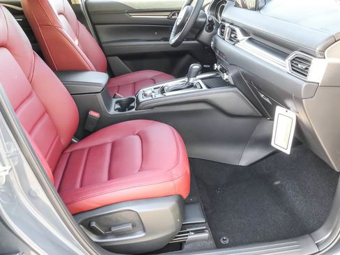 New 2025 MAZDA CX-5 Carbon Edition image 43