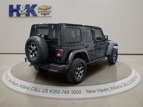 Used 2023 Jeep Wrangler Unlimited Rubicon w/ Dual Top Group AWD/4WD image 6