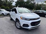 Used 2020 Chevrolet Trax LT w/ LT Convenience Package image 4