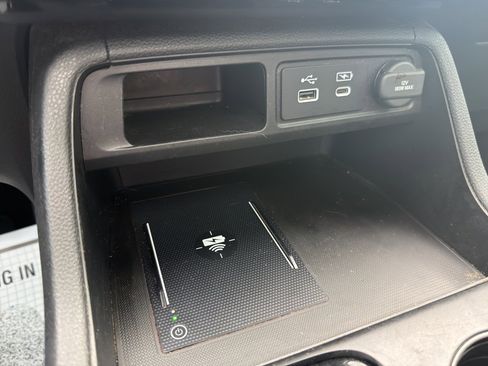 Used 2023 Honda Pilot TrailSport image 33