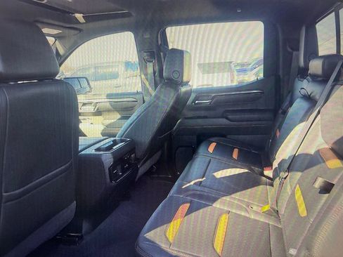 Used 2025 GMC Sierra 1500 AT4 w/ AT4 Premium Package image 2