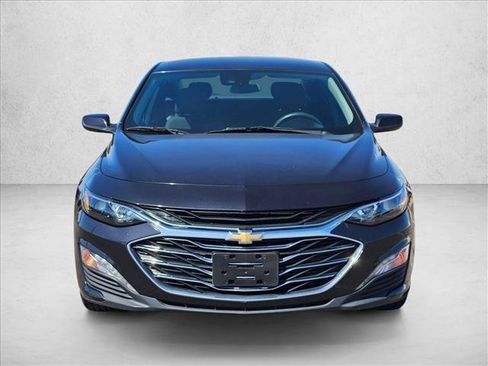 Used 2023 Chevrolet Malibu LT FWD image 2
