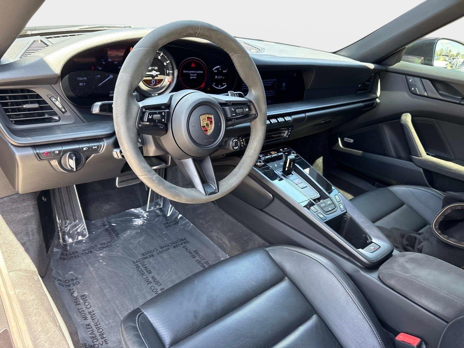 Used 2022 Porsche 911 Cabriolet image 36