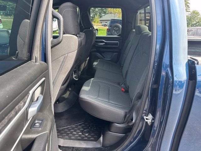 Used 2023 RAM 1500 Big Horn AWD/4WD image 18