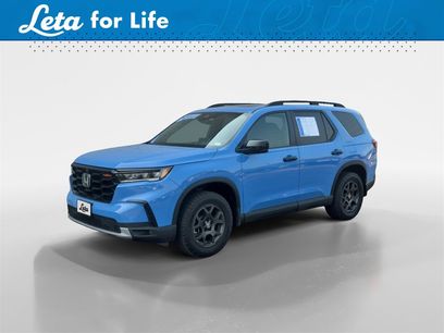 Certified 2025 Honda Pilot TrailSport