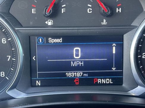 Used 2019 Chevrolet Equinox LT image 12