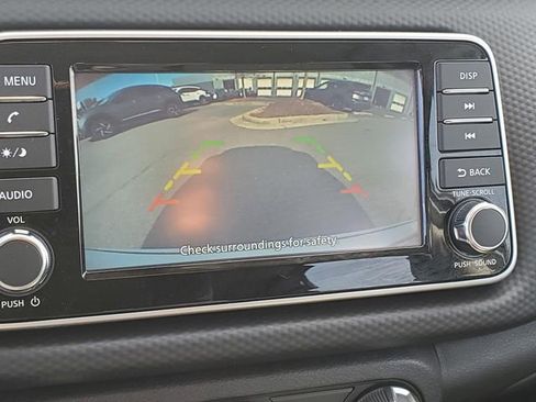 Certified 2025 Nissan Kicks Play S image 29