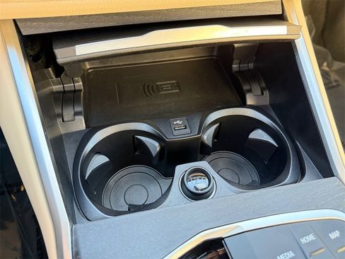 Certified 2025 BMW 330i xDrive Sedan w/ M Sport Package image 27