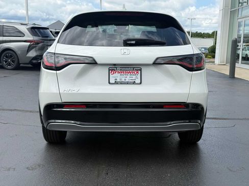 Used 2024 Honda HR-V EX-L image 5
