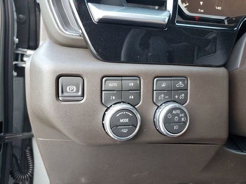 New 2026 GMC Sierra 1500 SLT w/ SLT Premium Plus Package image 32