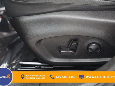 Used 2022 Jeep Renegade Limited image 16