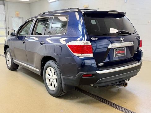 Used 2012 Toyota Highlander SE w/ Tow Pkg AWD/4WD image 7