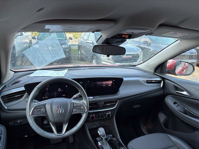 Used 2024 Buick Encore GX Preferred w/ Comfort Package AWD/4WD image 11