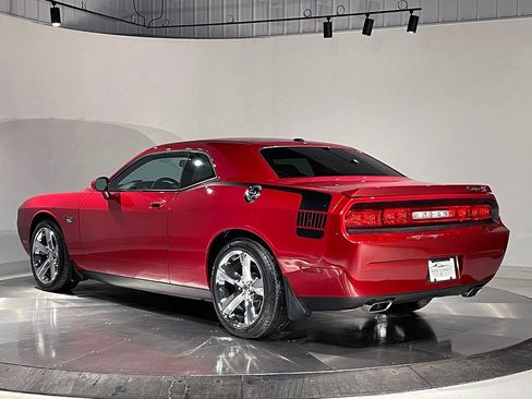 Used 2010 Dodge Challenger R/T image 14