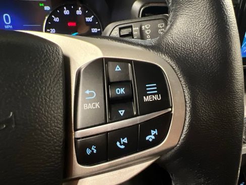 Certified 2023 Ford Explorer XLT w/ Equipment Group 202A AWD/4WD image 17