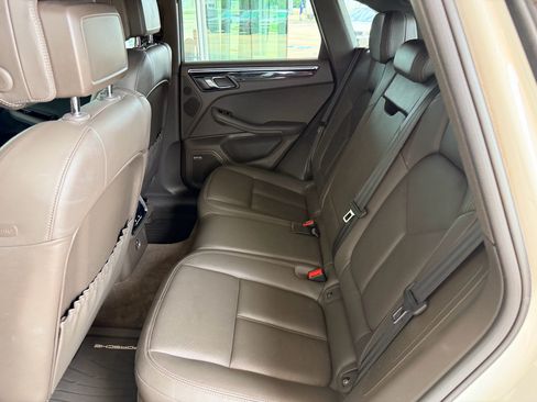 Used 2019 Porsche Macan S AWD/4WD image 19