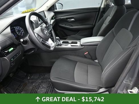 Used 2024 Nissan Sentra SV image 18