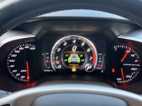 Used 2016 Chevrolet Corvette Stingray Coupe w/ 2LT Preferred Equipment Group RWD image 21