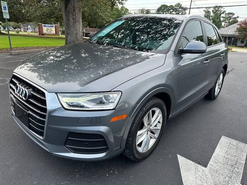 Used 2017 Audi Q3 2.0T Premium FWD image 2