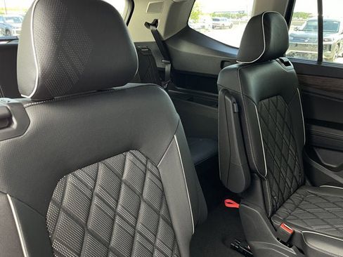 New 2026 Volkswagen Atlas SEL Premium R-Line image 30