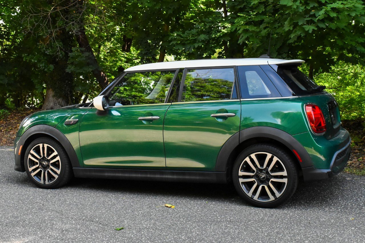 Used 2022 MINI Cooper S FWD image 5