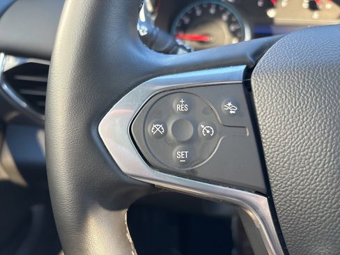 Certified 2023 Chevrolet Traverse LT image 22