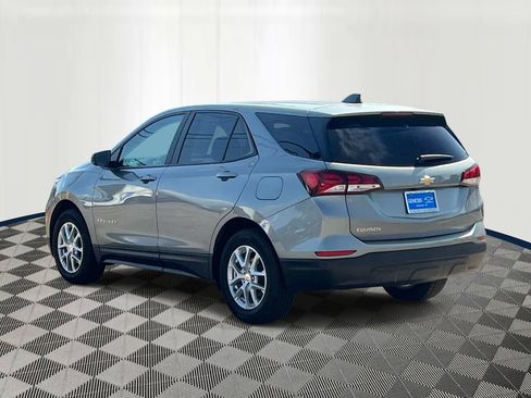 Certified 2024 Chevrolet Equinox LS FWD image 4