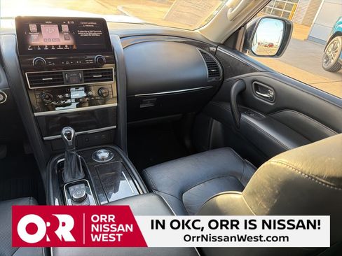 Used 2024 INFINITI QX80 Luxe image 20