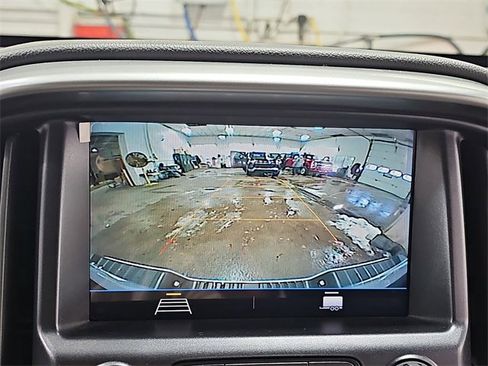 Certified 2022 Chevrolet Colorado LT w/ LT Convenience Package image 22