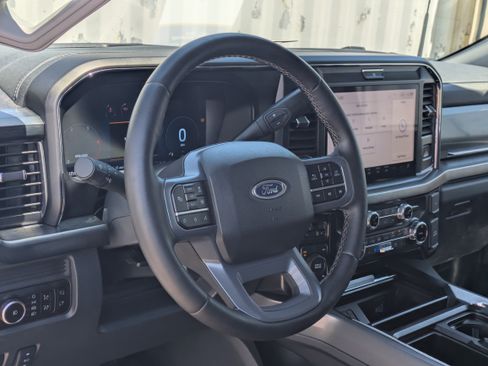 Certified 2025 Ford F250 Lariat w/ Lariat Ultimate Package AWD/4WD image 23